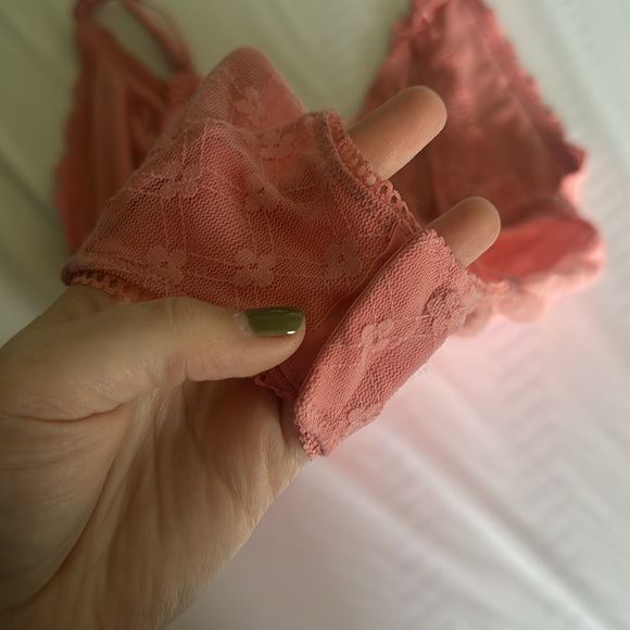 NWT AERIE LACEY BODYSUIT FULL BUTT COVERAGE - Picture 6 of 9